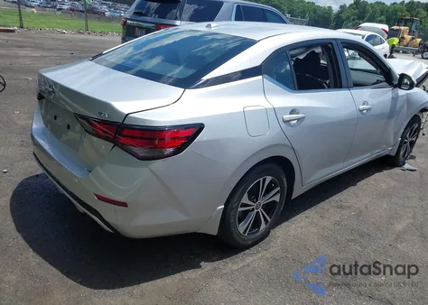 2020 Nissan Sentra Sv Xtronic Cvt z USA, uszkodzony, nr VIN 3N1AB8CVXLY213118